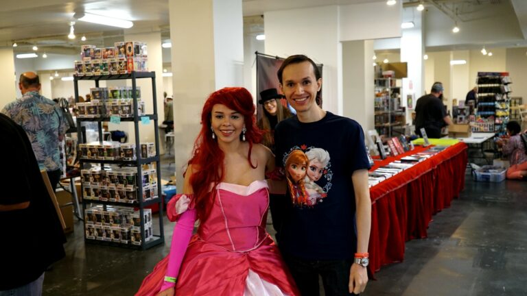 LA Comic Book & Sci-Fi Convention August 2018 - Noel Lopez posing with Cosplay Disney Princess Ariel